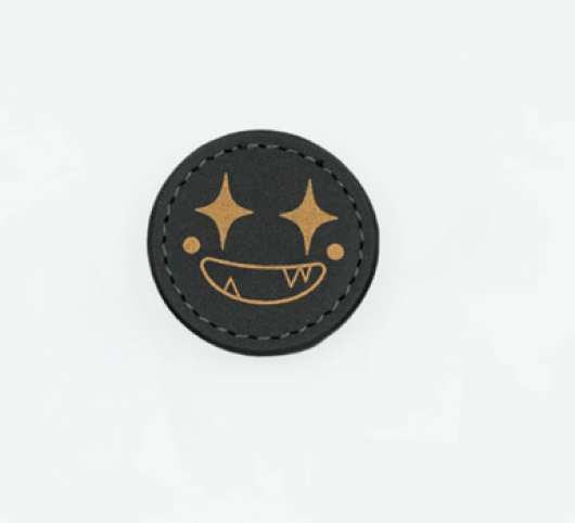 Adventurous Monster Badge till Konny Collar - One Size